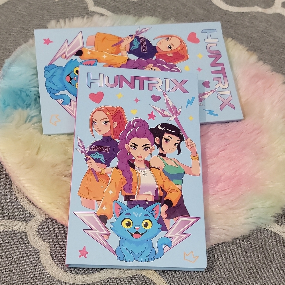 Huntrix Anime K-pop Demon Hunter Theme Eyeshadow Pallete